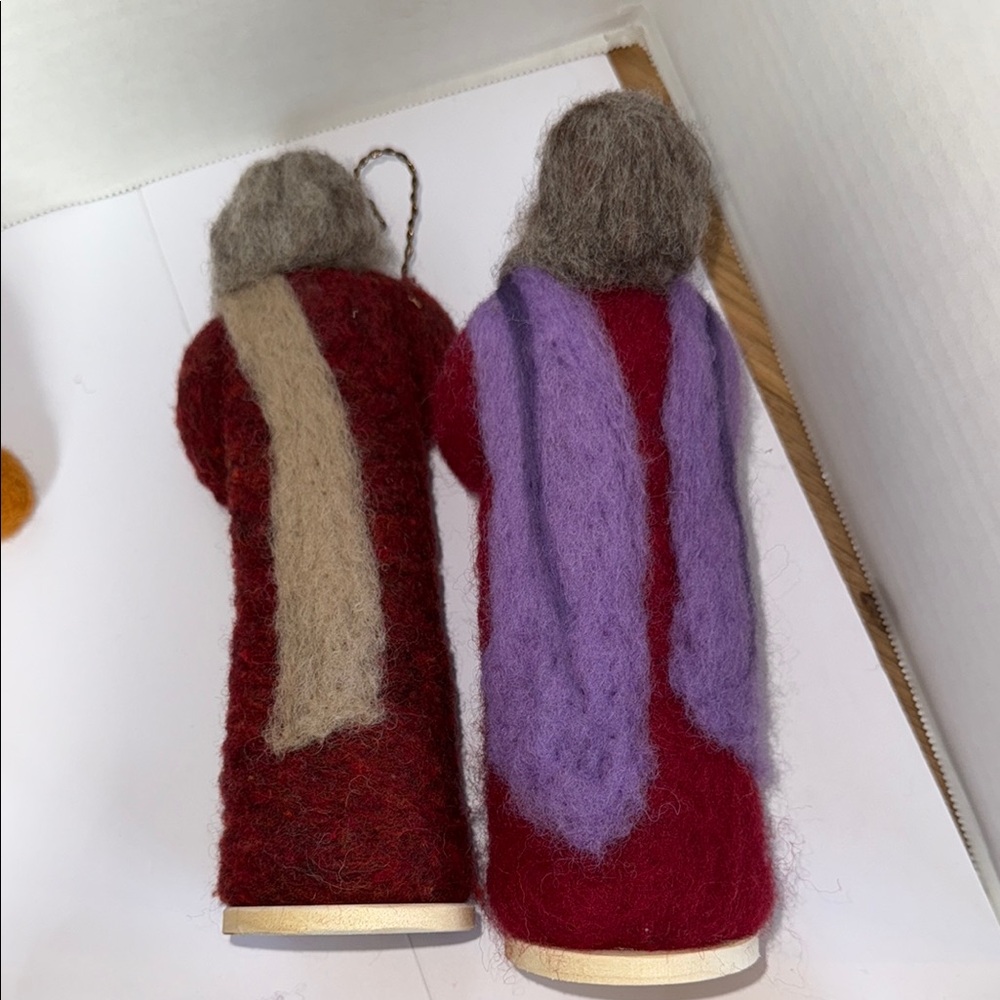 Handcrafted Felt Nativity Set - Picture 15 of 16